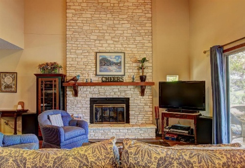 Blue Diamond Retreat Home image 16