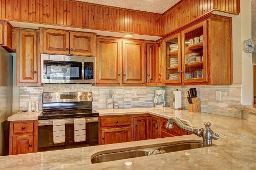 Blue Diamond Retreat Home image 3